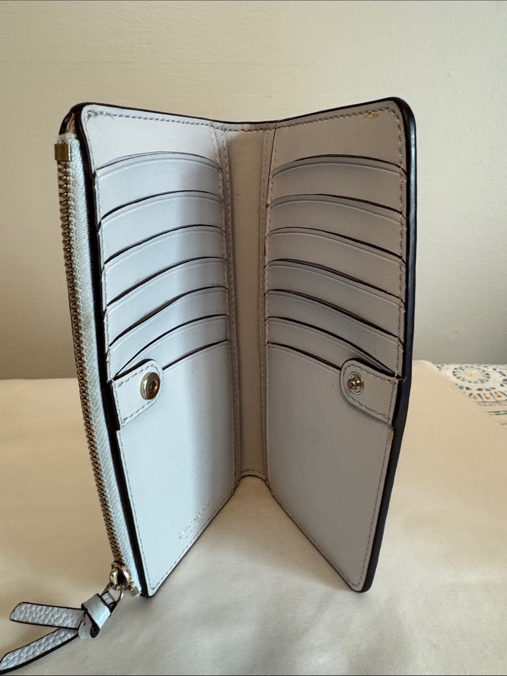 Kate Spade Wallet - Picture 6 of 10
